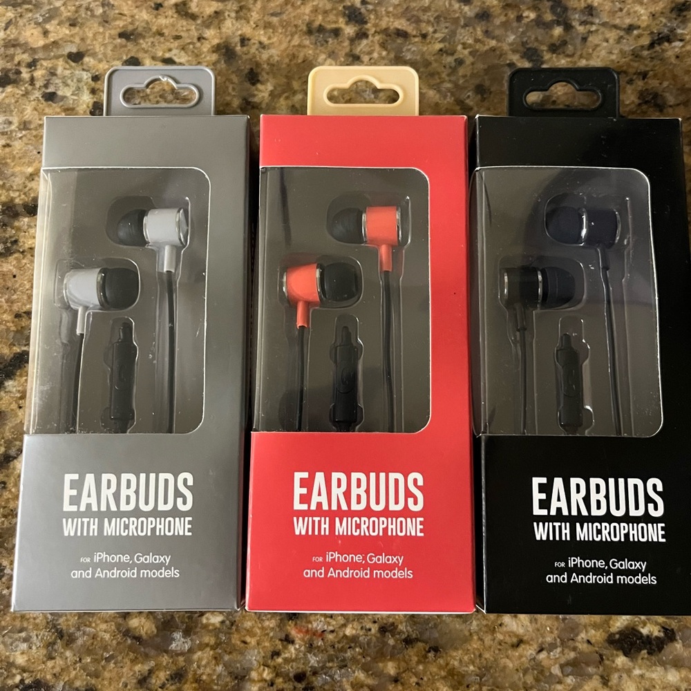 EARBUDS WITH MICROPHONE